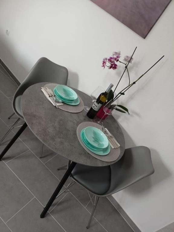 דירות Kaštela Studio Apartman Maria מראה חיצוני תמונה